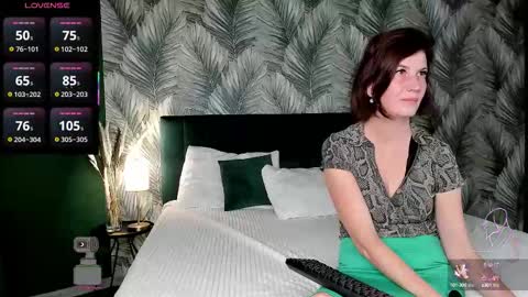 Snapshot of lia_reyn chatting on September 10, 2:00 am lia_reyn online show from September 10, 2:00 am