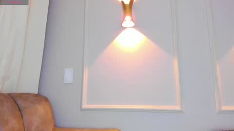 liz walton online show from January 4, 12:05 pm