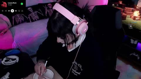 Liaa  online show from October 15, 1:08 am