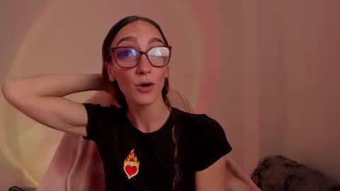 lh6 9c online show from October 21, 3:27 pm