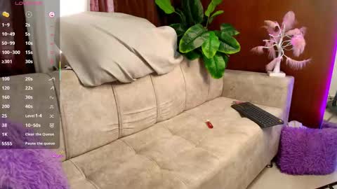 LIA online show from February 10, 3:59 pm