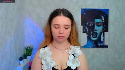 Liara online show from May 11, 7:10 am