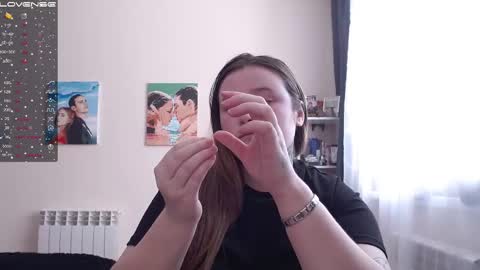 light_lunaa online show from March 1, 5:09 am