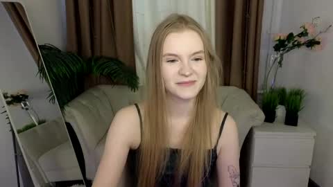 Erica online show from April 9, 11:15 am