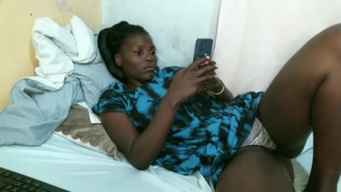 lil_donna online show from January 13, 3:58 pm