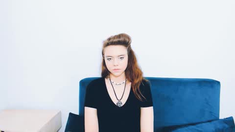 lilaslim online show from December 15, 7:57 am