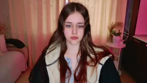 LilaSparkling online show from June 28, 4:41 am