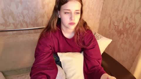 LilaSparkling online show from July 4, 9:38 am