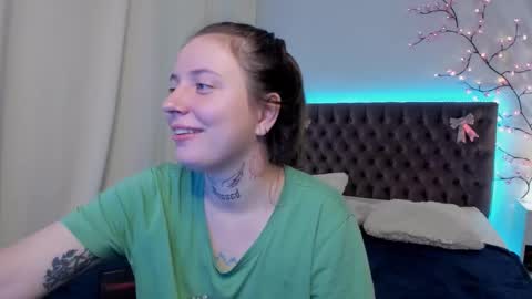 LilaVame online show from September 22, 8:40 pm