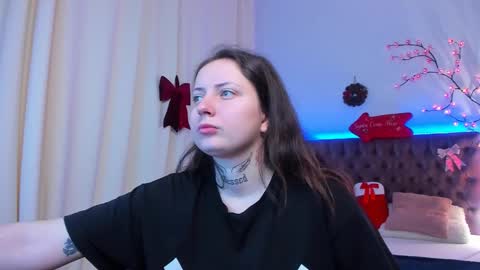 LilaVame online show from December 14, 11:32 pm