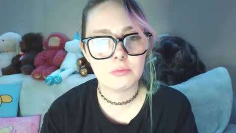 emily ryanson online show from February 4, 12:35 am