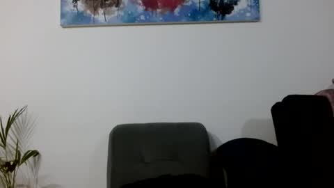 lilieth online show from August 4, 5:41 pm