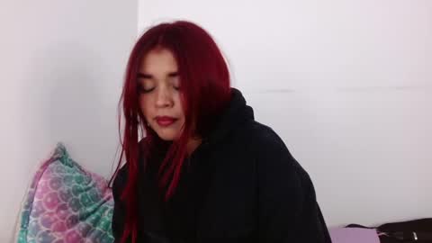 lili Matheus69 online show from April 18, 8:39 am