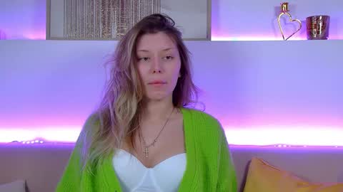 Snapshot of liliabianca chatting on February 10, 6:31 am Mia online show from February 10, 6:31 am
