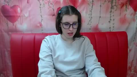 lilianashine online show from April 15, 5:19 am