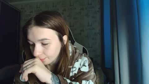 liliawoolf online show from February 3, 6:22 am