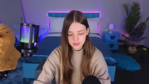 Lili Bakery online show from October 6, 2:28 am