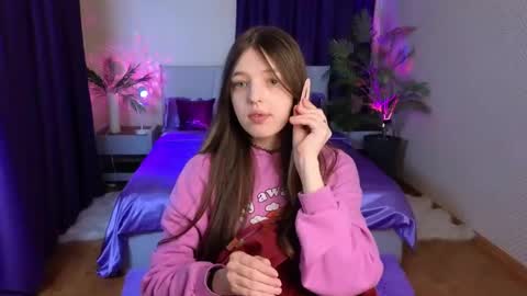 Lili Bakery online show from December 6, 9:12 pm