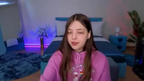 Lili Bakery online show from April 7, 4:47 am