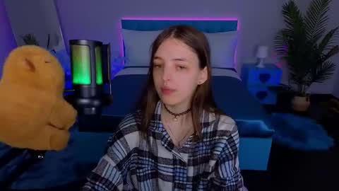 Lili Bakery online show from September 15, 4:32 am