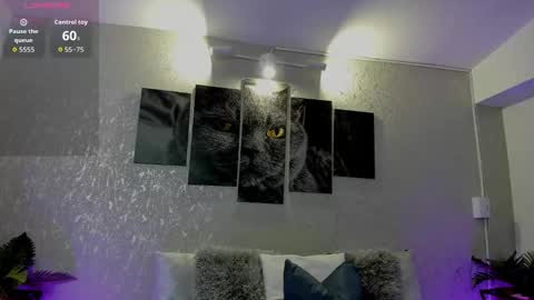 Snapshot of lilicooper_ chatting on October 14, 12:35 am Lili Cooper online show from October 14, 12:35 am