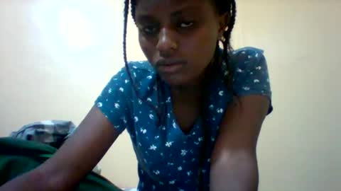 liligal online show from May 14, 4:07 am