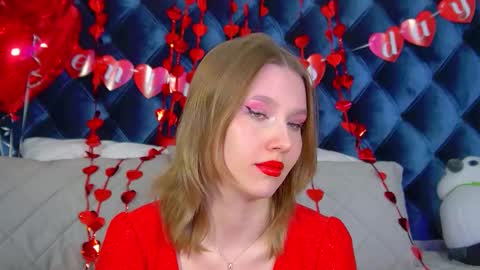 LiliLinn online show from February 14, 5:20 am