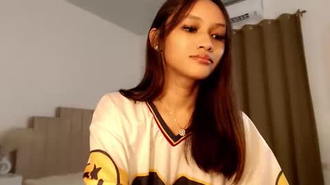 Chloe online show from October 14, 5:21 am