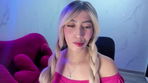 lilith cooper20 online show from November 20, 10:22 pm