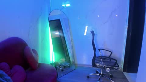 lilith cooper20 online show from January 15, 4:29 am