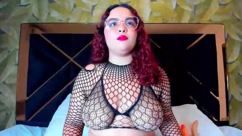 Snapshot of lilith_fox1 chatting on October 23, 5:13 am Lili online show from October 23, 5:13 am