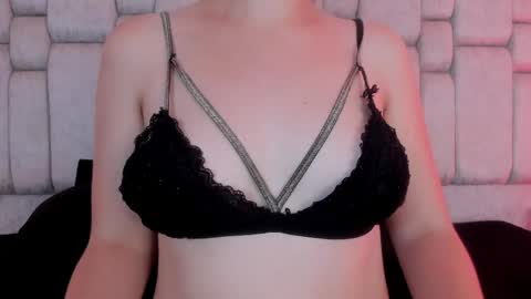 Welcome to Lilith room online show from April 11, 7:45 am