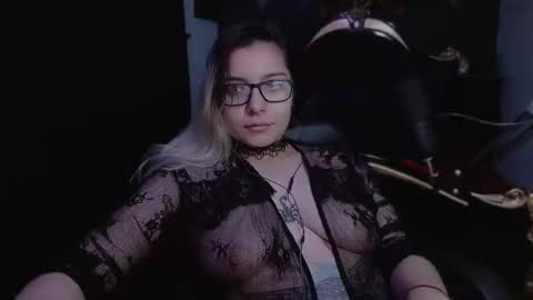 lilithmystic01 online show from March 2, 11:30 am