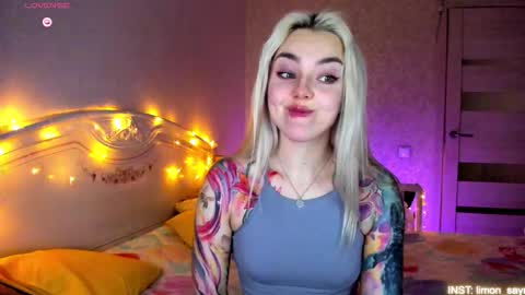 LilliMoore online show from March 5, 12:06 am