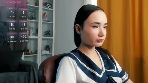 Lillllos online show from November 29, 5:00 am