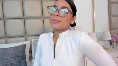 Lilly  online show from April 2, 2:53 am