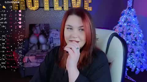 Lilu online show from December 17, 12:31 pm