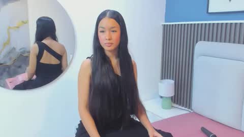  lily  online show from March 11, 3:55 am