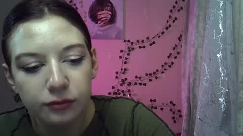 lily_ember online show from October 16, 7:16 pm
