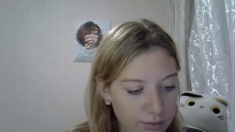 lily_ember online show from October 5, 7:30 pm