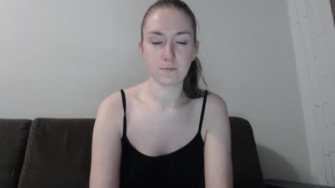 lily_love_x online show from November 7, 12:49 am