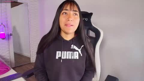 lily_waist online show from October 10, 11:15 am