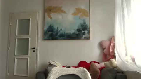 lilycandy_ online show from April 14, 10:37 am