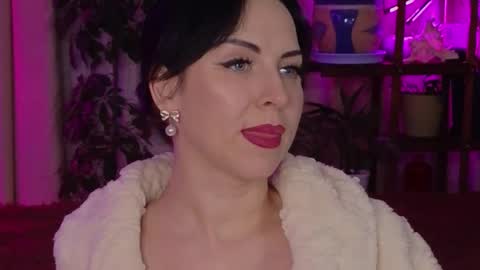 Lily online show from November 13, 5:23 pm