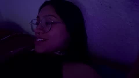 Lily online show from May 12, 3:48 am