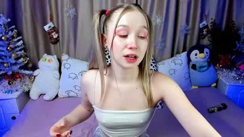Snapshot of lilystarlight chatting on January 3, 3:49 am Lilian online show from January 3, 3:49 am