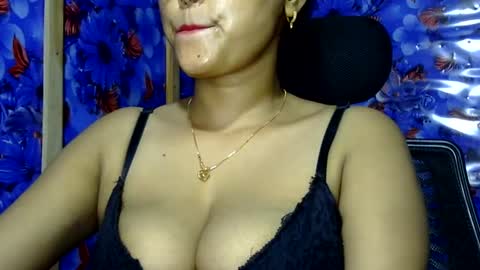 limaakter246618 online show from July 20, 10:39 am