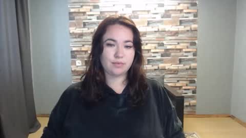 Snapshot of limalagris chatting on October 18, 7:11 am busty princess online show from October 18, 7:11 am