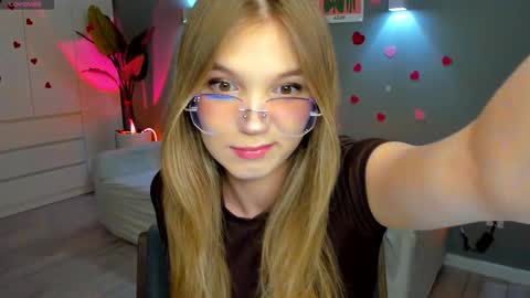 Lina online show from February 13, 1:46 pm