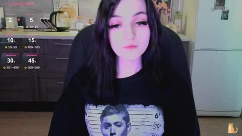 Lina 3  1715622743 online show from October 1, 9:25 am